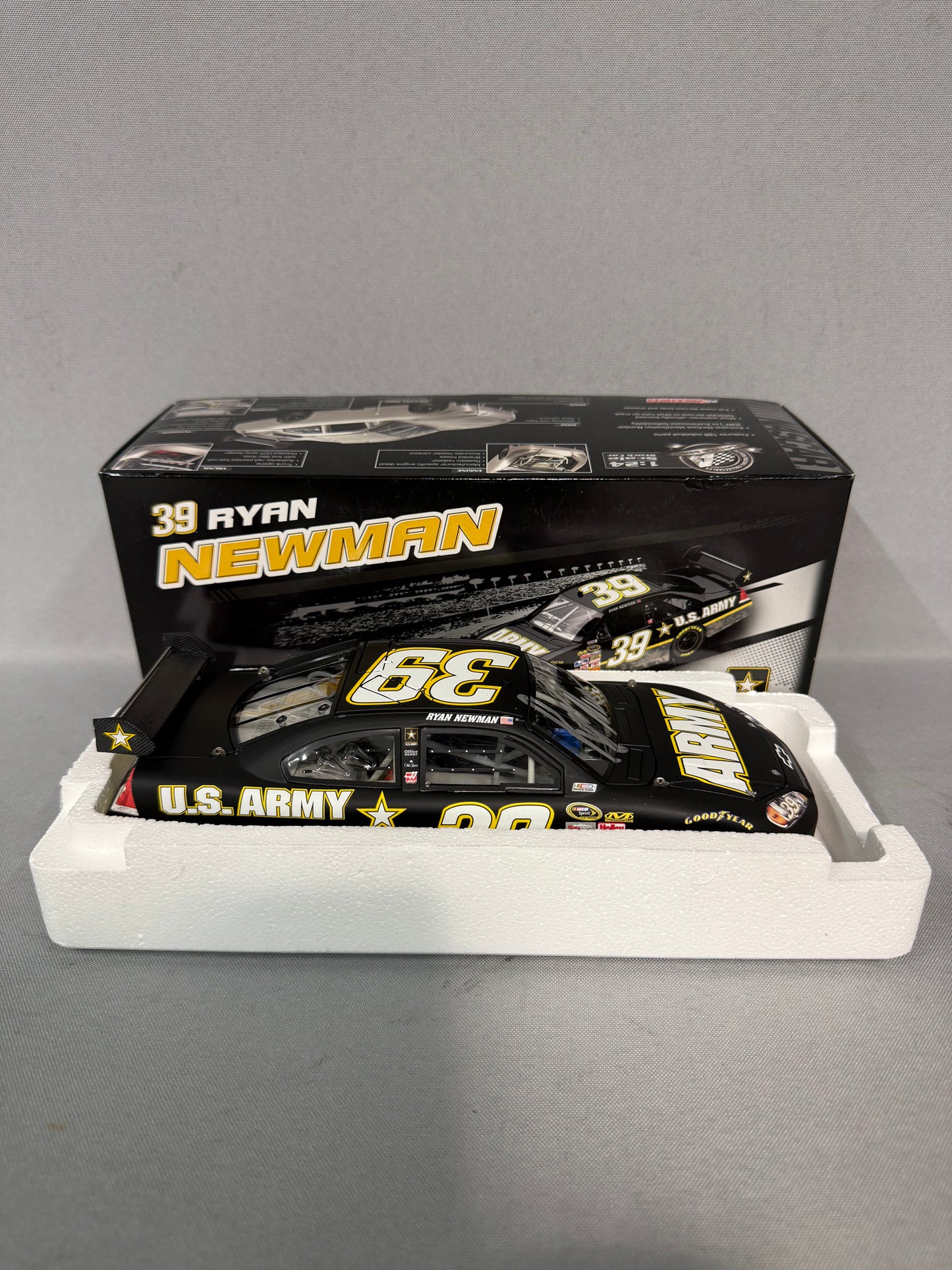 Ryan Newman #39 2009 Army Autographed Nascar Diecast