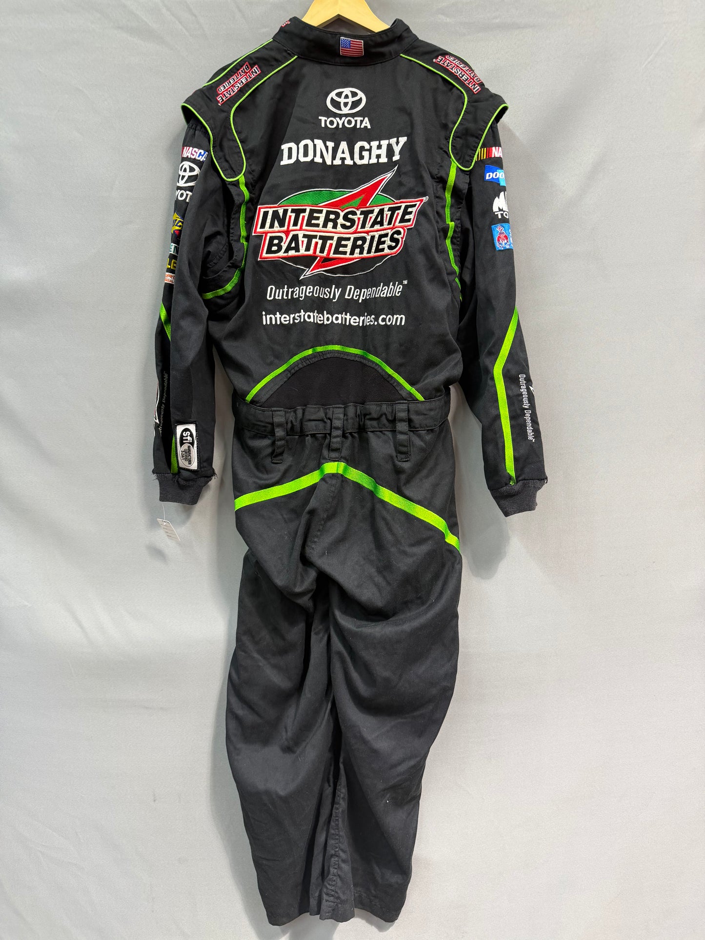 Kyle Busch #18 2015 Interstate Batteries Nascar Crew Firesuit C-54 W-44 L-28
