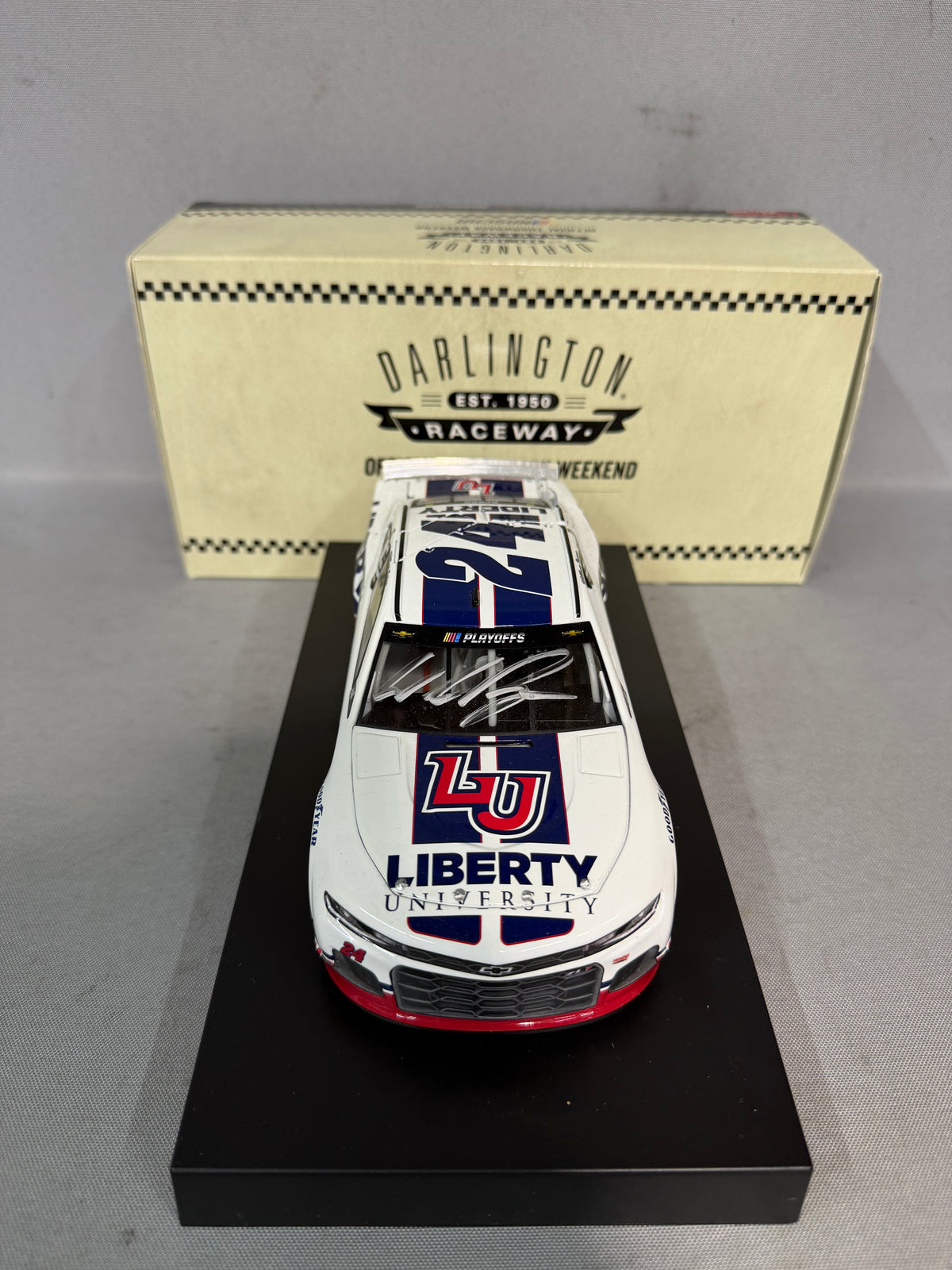 William Byron #24 2020 Liberty University Darlington Nascar Autographed Diecast