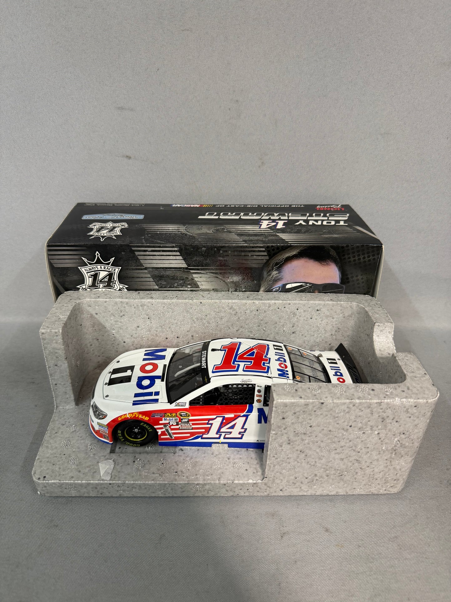 Tony Stewart #14 2016 Mobil 1 Nascar Diecast