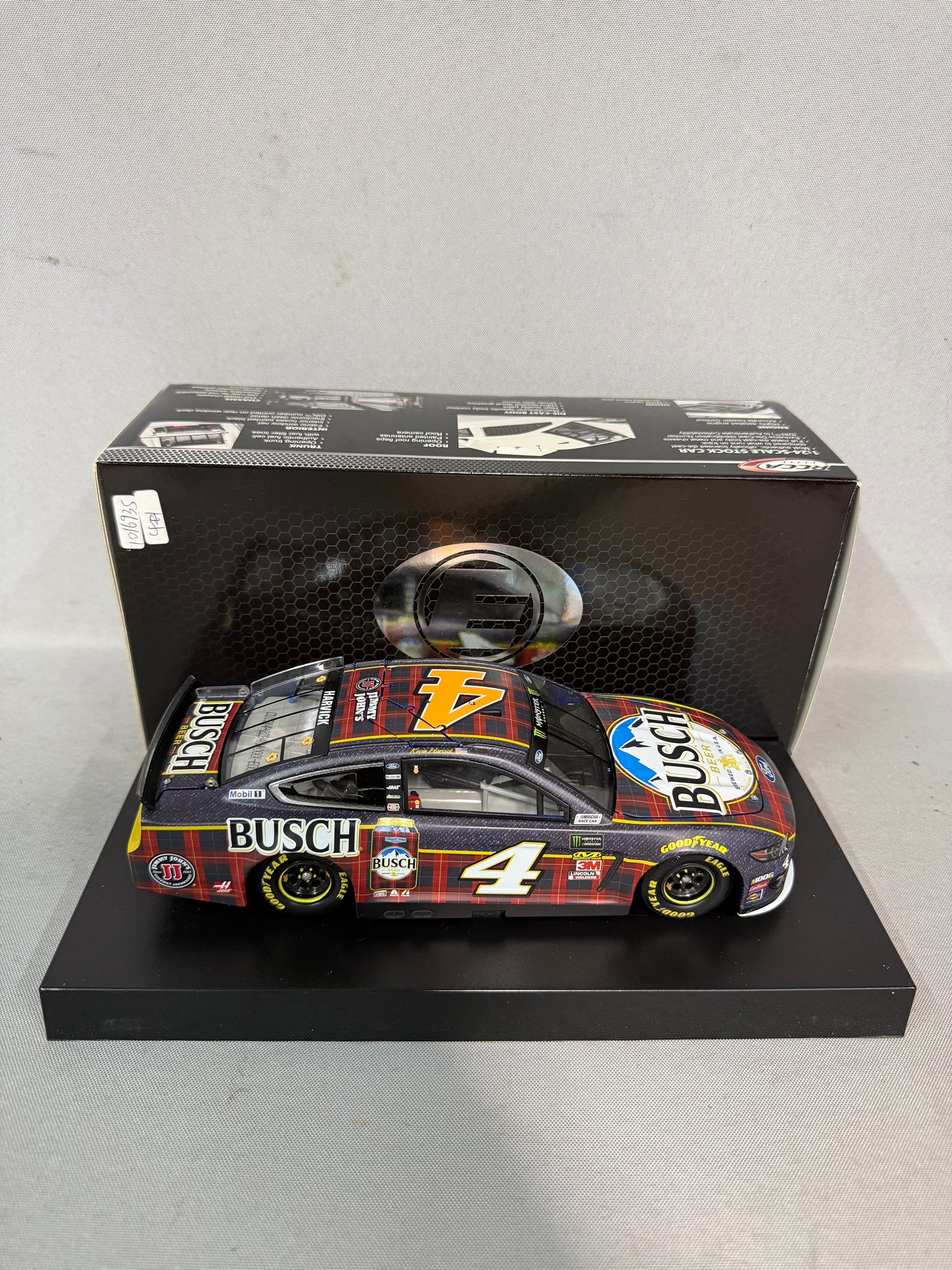 Kevin Harvick #4 2019 Busch Flannel Elite Din 4 Door Number Nascar Diecast