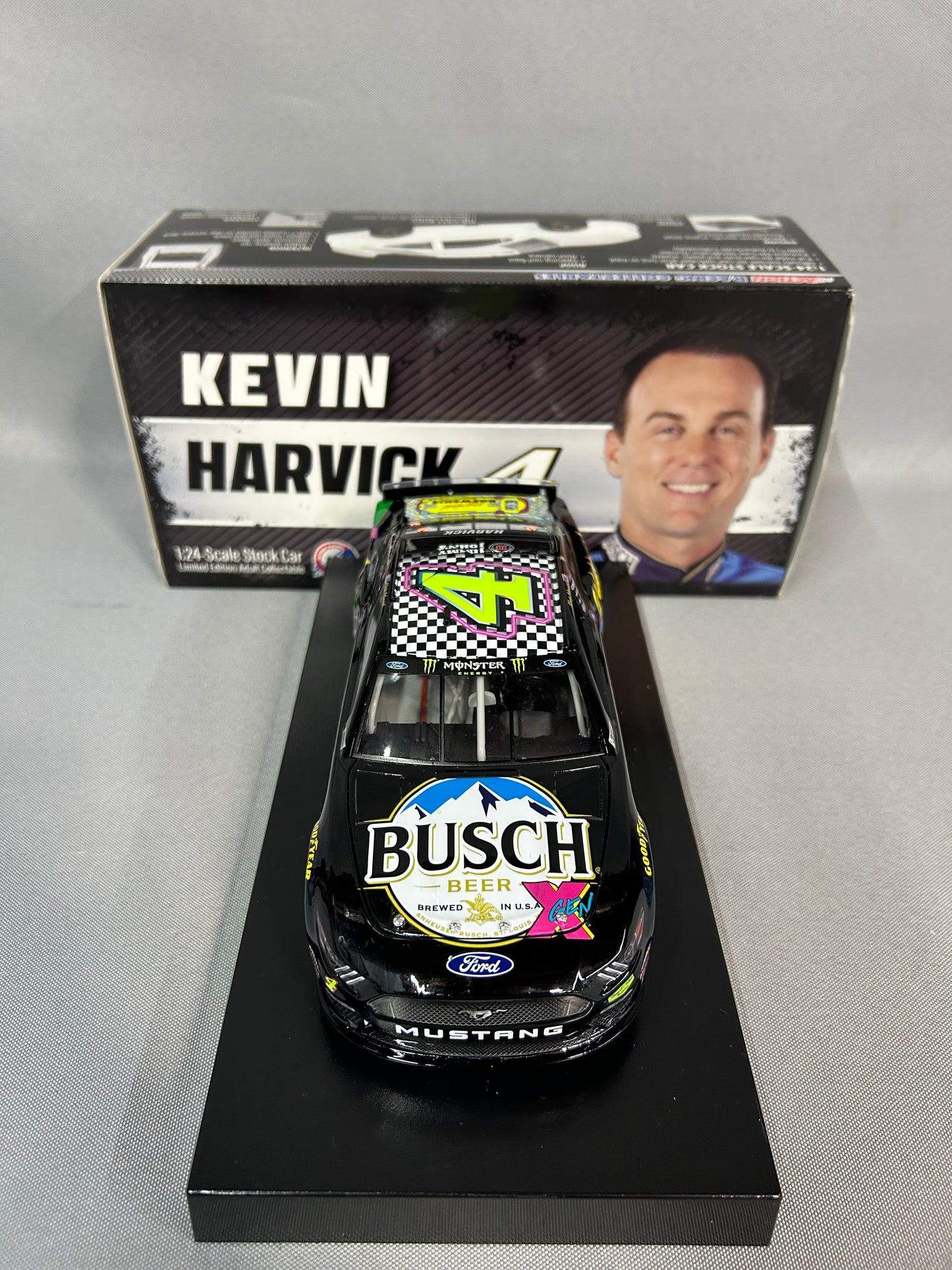 Kevin Harvick #4 2019 Busch Beer Generation X Nascar Diecast