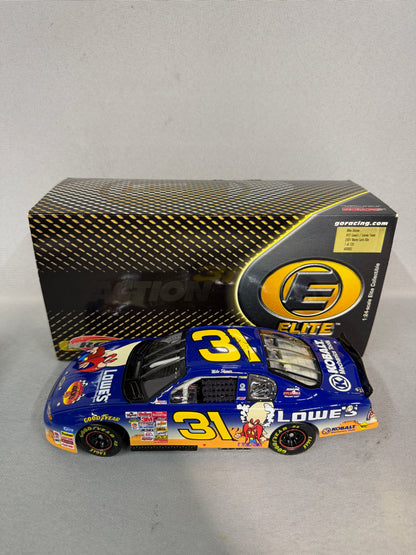 Mike Skinner #31 2001 Lowe’s Looney Tunes Elite Nascar Diecast