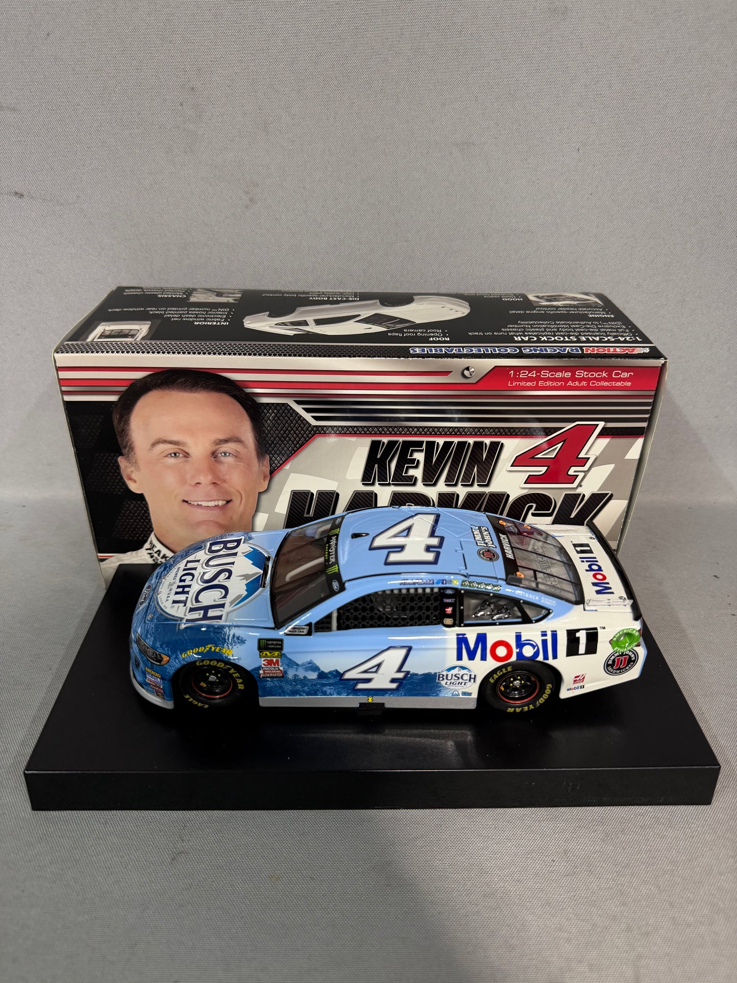 Kevin Harvick #4 2017 Busch Light Mobil 1 Nascar Diecast