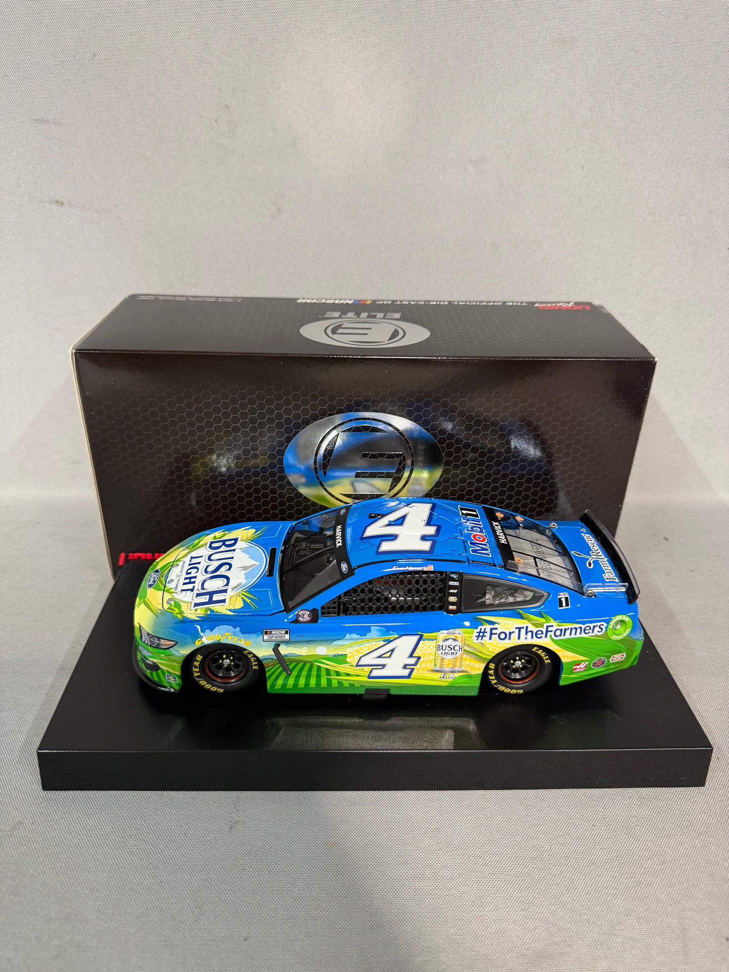 Kevin Harvick #4 2021 Busch Light Farmers Elite Nascar Diecast