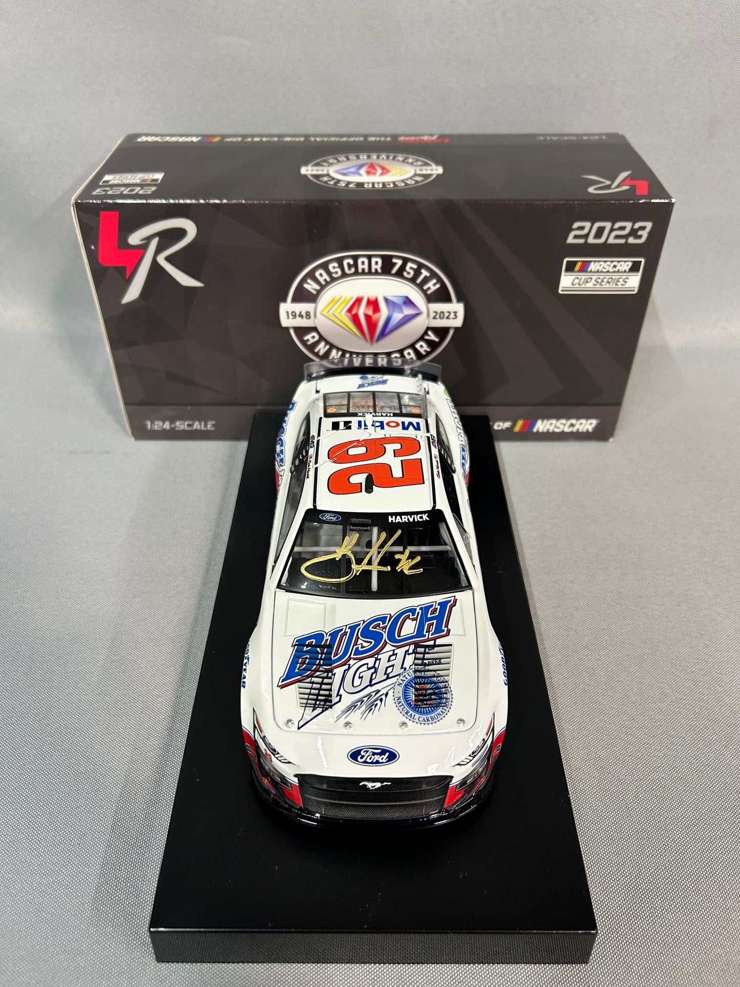 Kevin Harvick #29 2023 Autographed Busch Light Advanced Run Nascar Diecast
