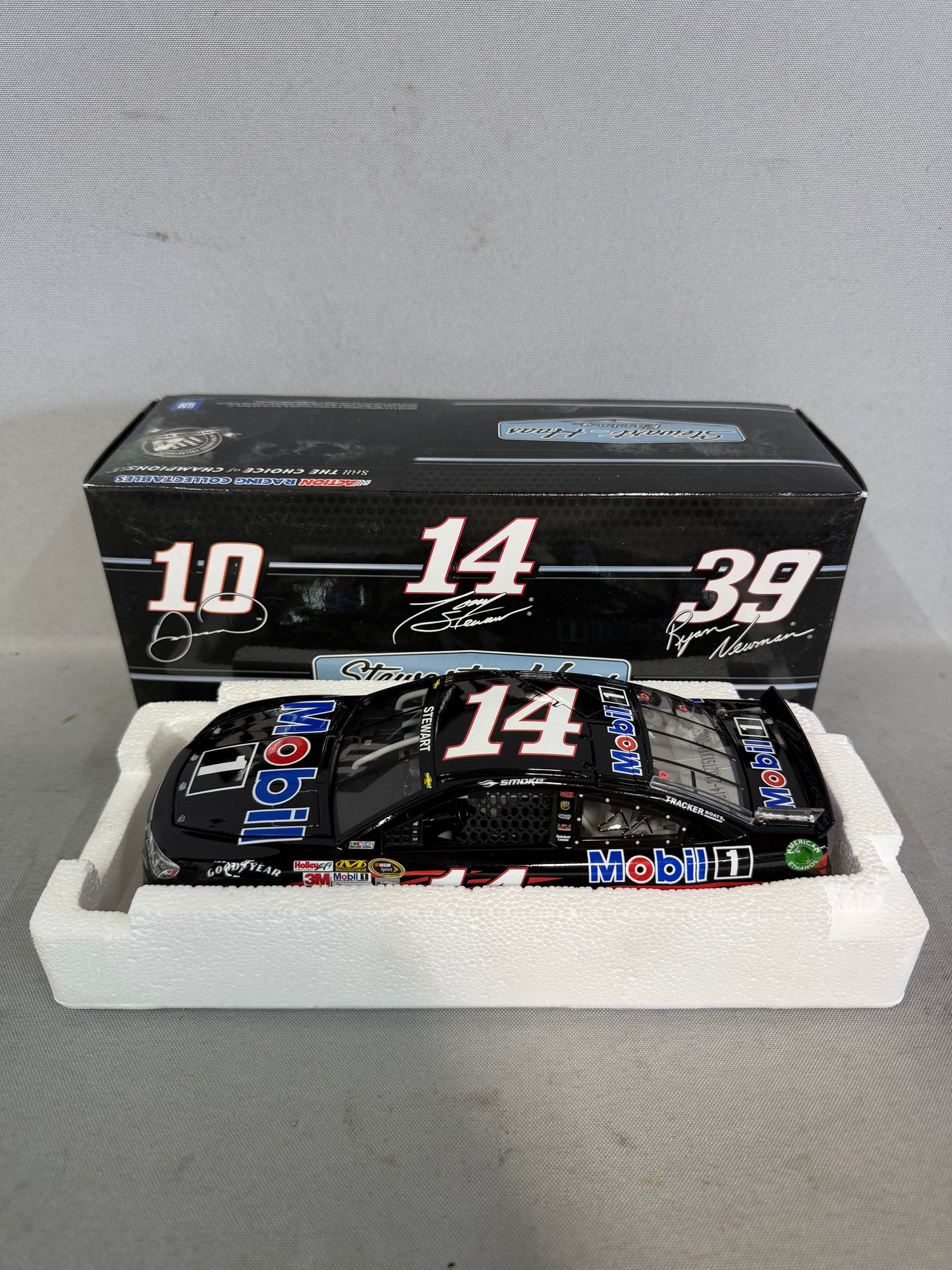 Tony Stewart #14 2016 Mobil 1 Black Nascar Diecast