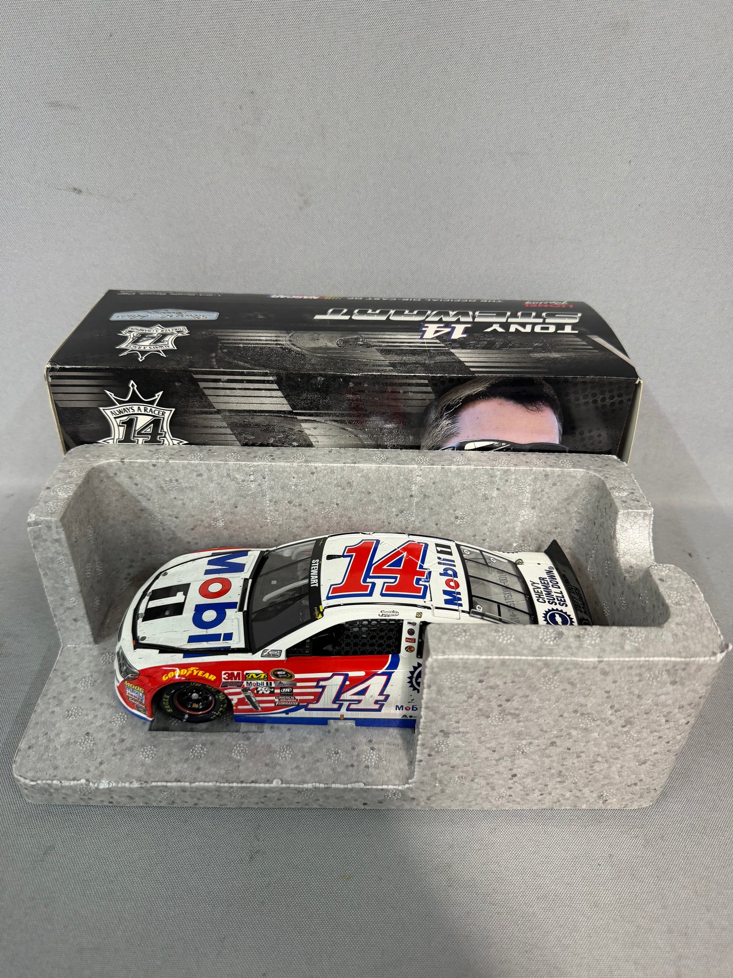 Tony Stewart #14 2016 Summer Selldown Mobil 1 Nascar Diecast