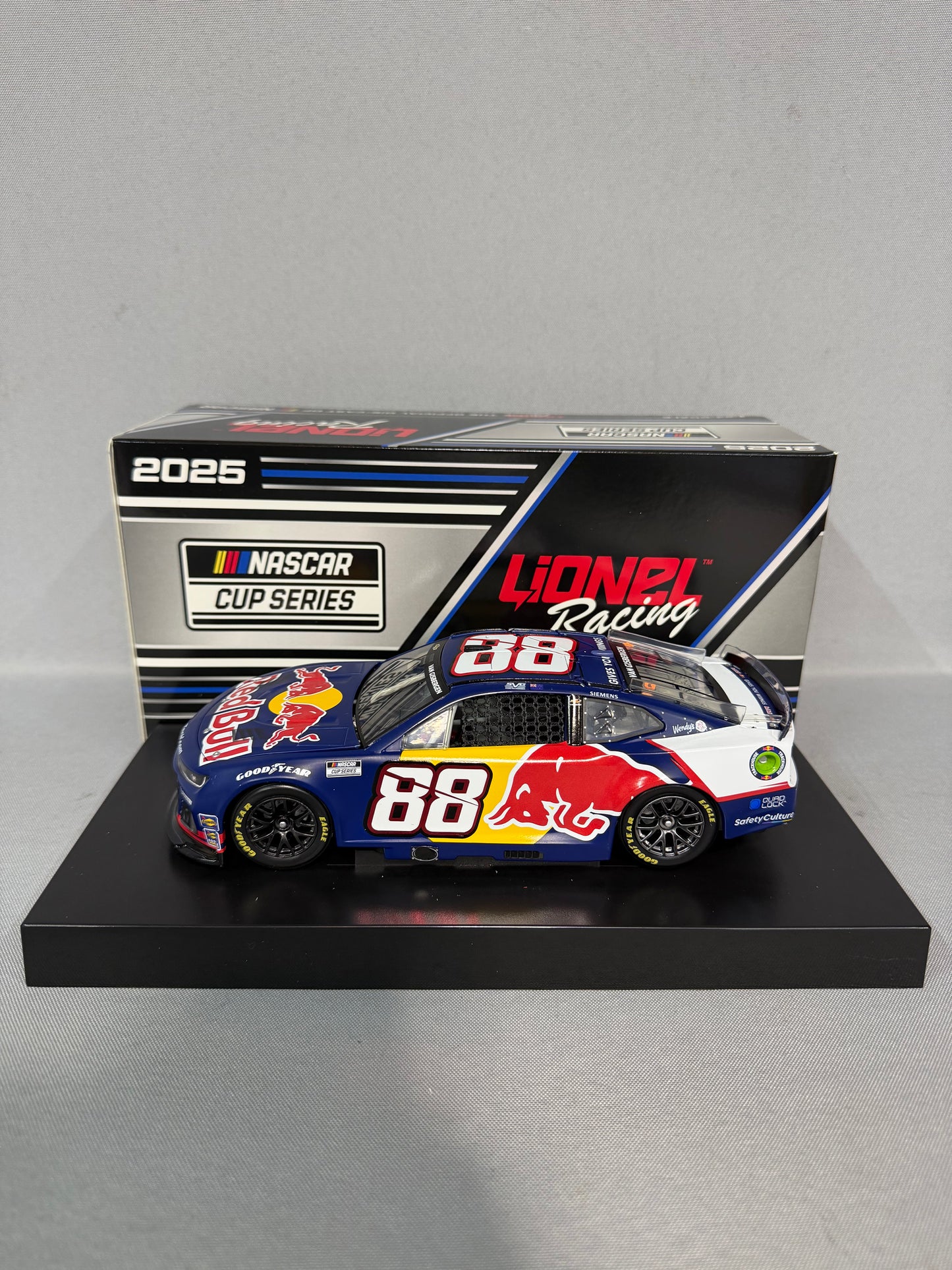 Shane Van Gisbergen #88 2025 Redbull Nascar Diecast