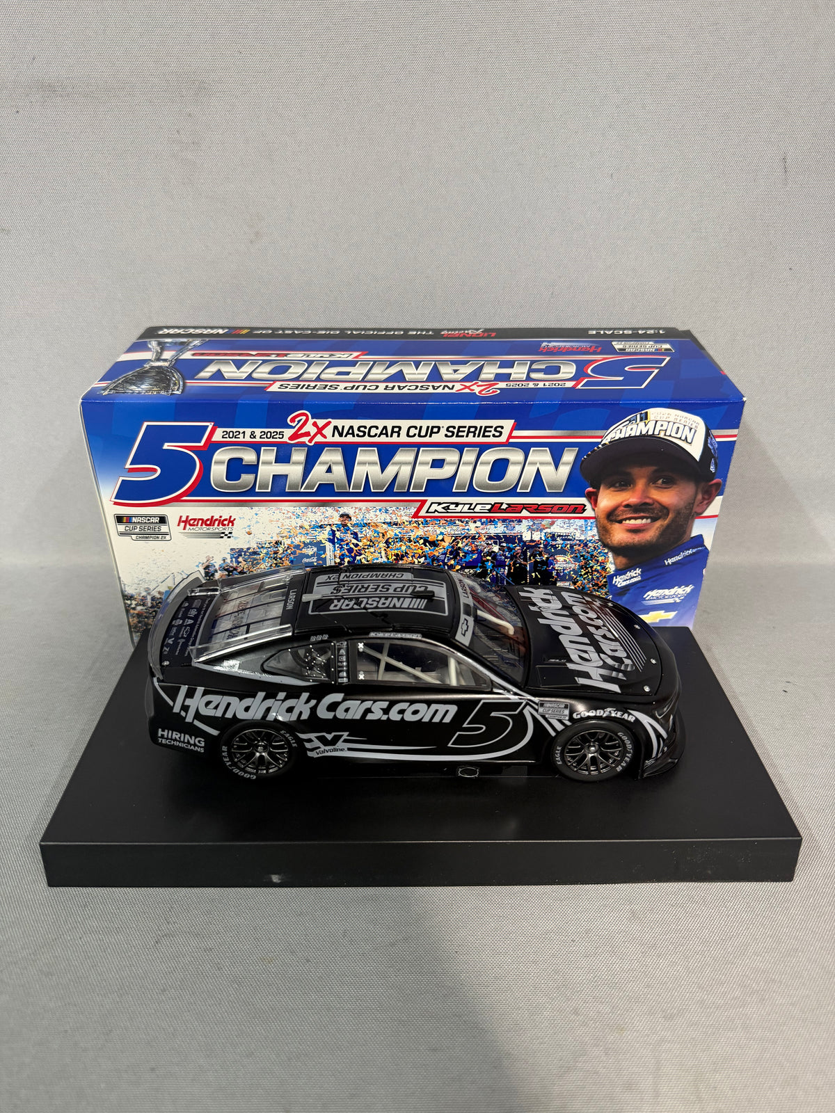 Kyle Larson #5 2025 Hendrick Cars Champion Stealth Finish Nascar Diecast