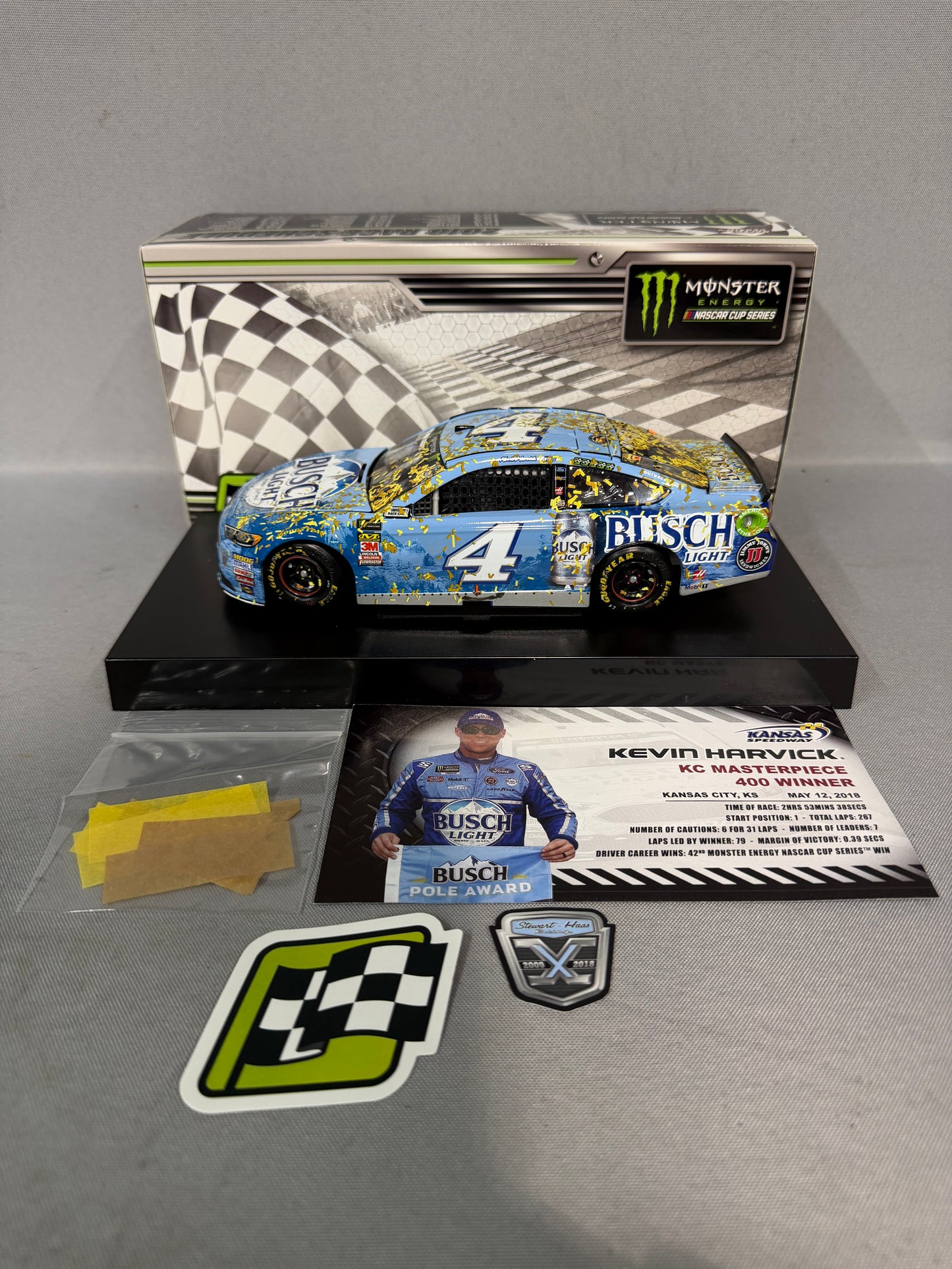 Kevin Harvick #4 2018 Busch Light Kansas Win Nascar Diecast