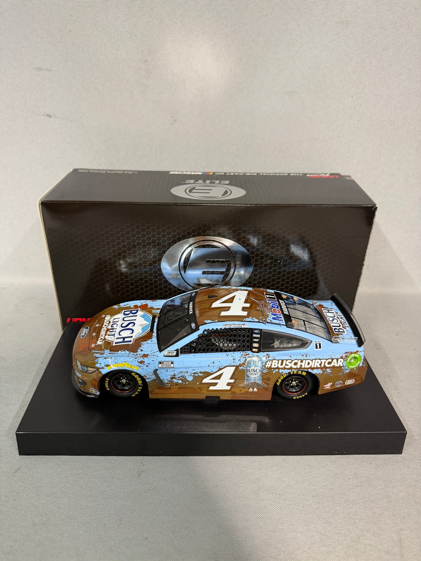 Kevin Harvick #4 2021 Busch Dirt Car Elite Nascar Diecast