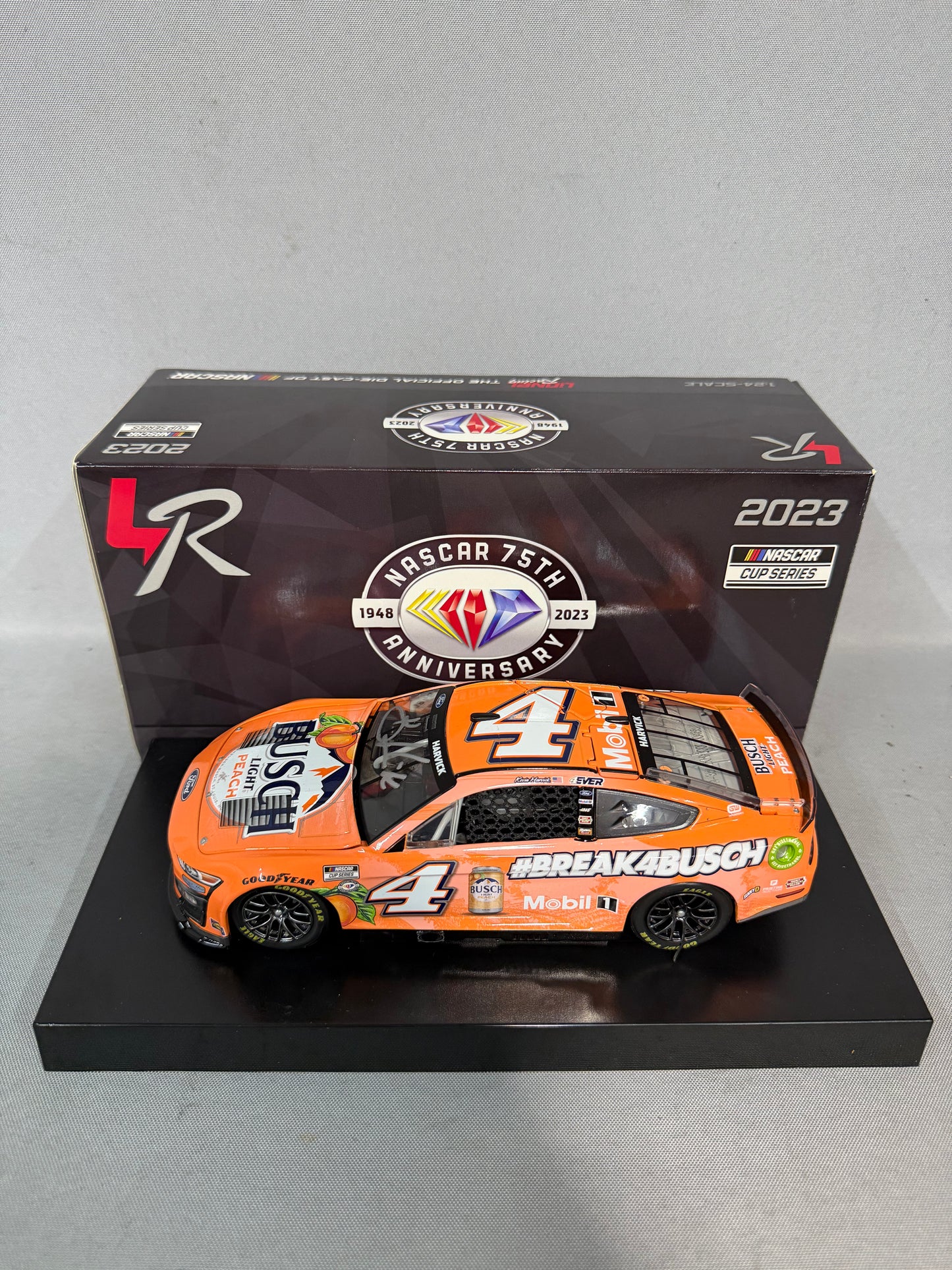 Kevin Harvick #4 2023 Busch Light Peach Elite Nascar Autographed Diecast