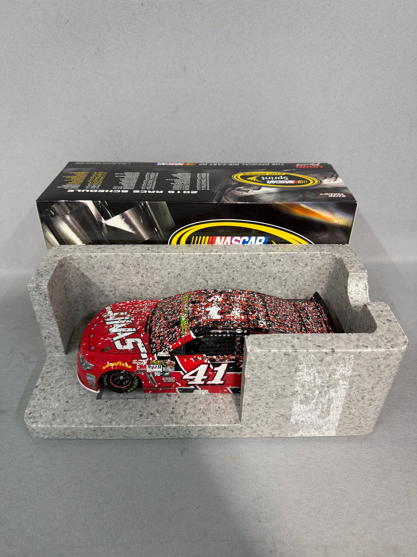 Kurt Busch #41 2015 Haas Automation Richmond Win Nascar Diecast