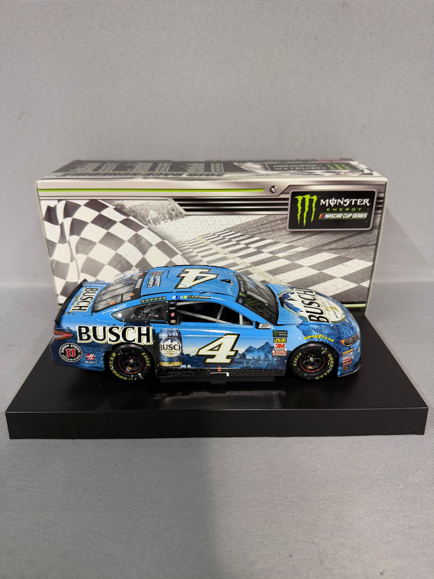 Kevin Harvick #4 2018 Busch Beer New Hampshire Win Nascar Diecast