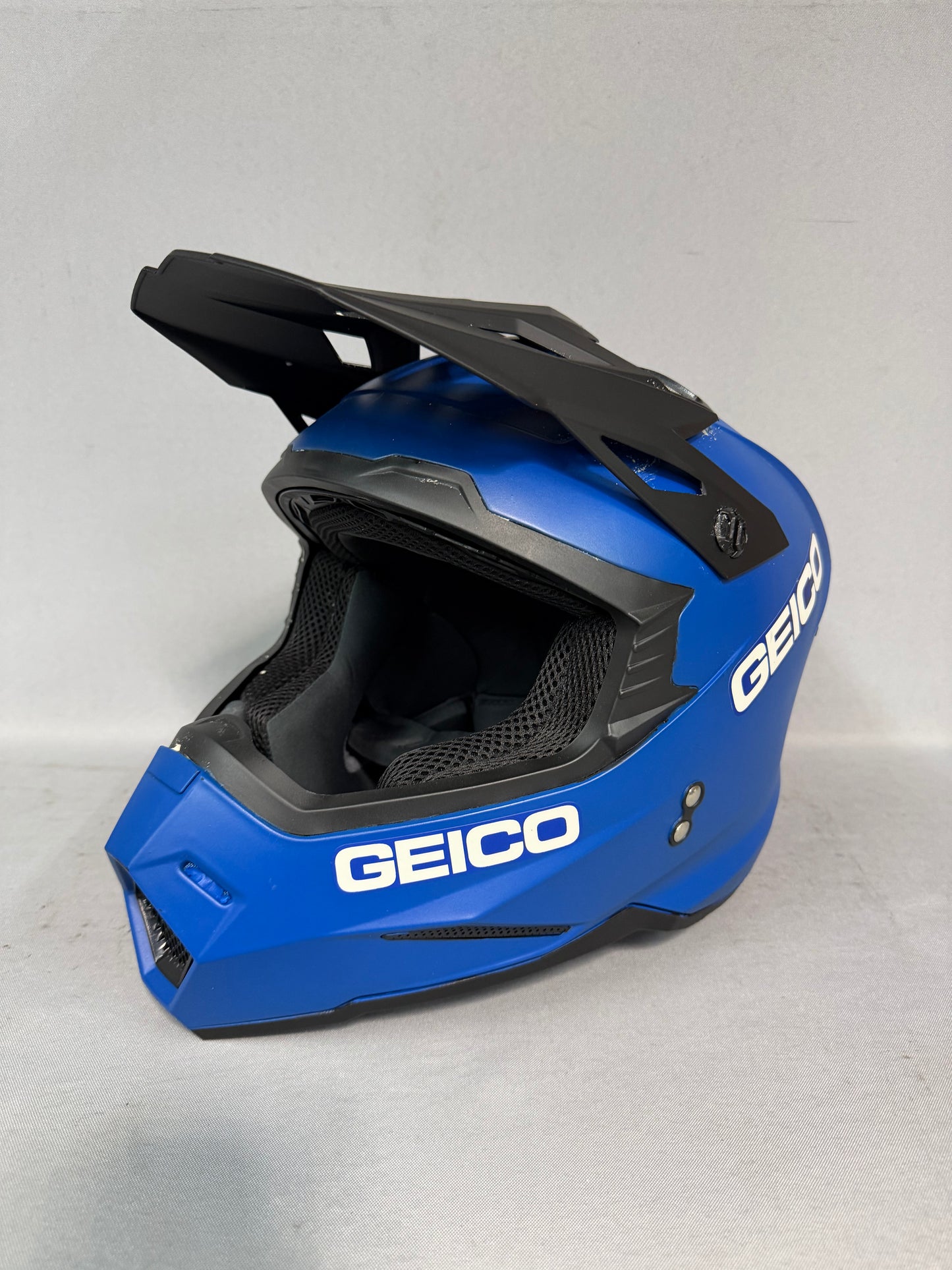 Geico 2022 Nascar Commercial Pit Crew Helmet