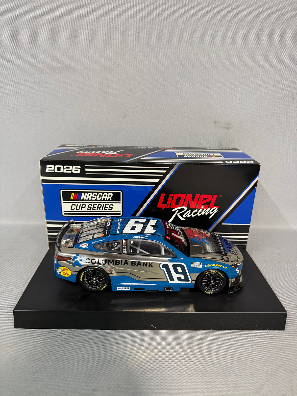 Chase Briscoe #19 2026 Columbia Bank Color Chrome Nascar Diecast